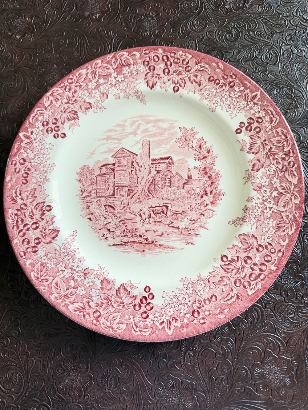 Wedgwood Red Transferware Dinner Plate with Pastoral Scene